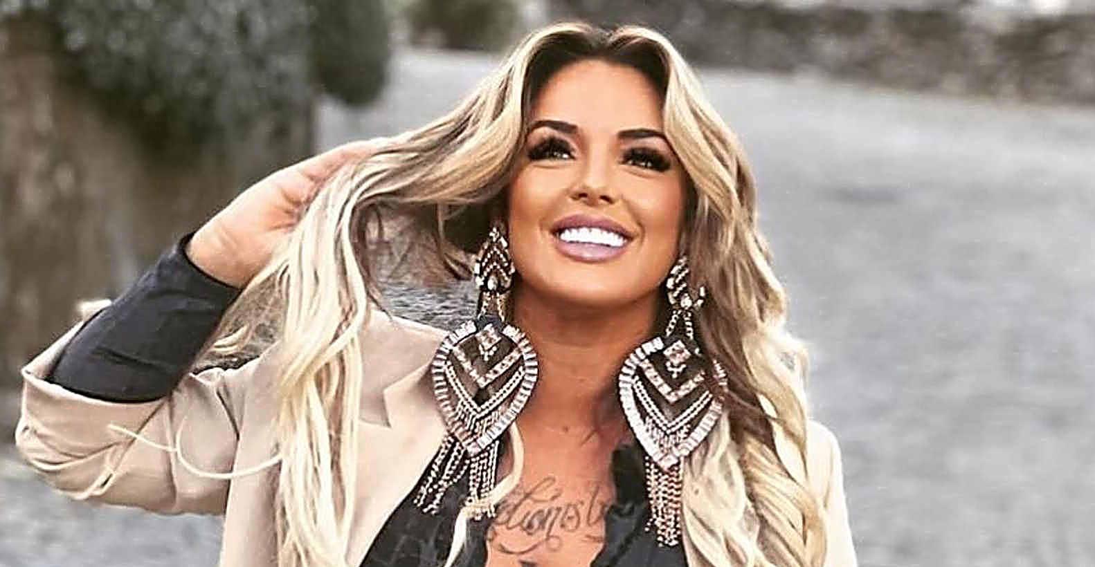 Cláudia Nayara: The Rise and Consolidation of a Voice in Portuguese Popular Music